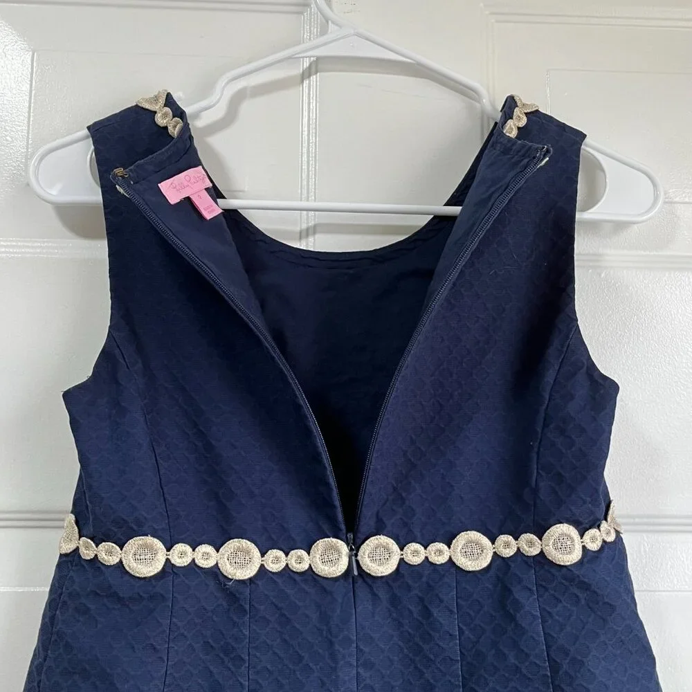 Lilly Pulitzer Navy Blue and Gold Lace Sleeveless Mini Dress Size 0 - Picture 5 of 8